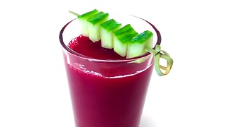 How to make a healthy carrot, cucumber and beet juice