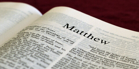 Gospel-of-Matthew-01-Cross-The-Border