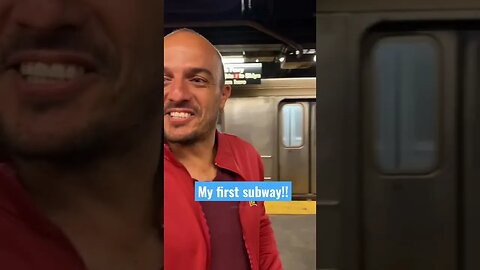Immigrant Rides NYC Subway - 1st Time 😭😭