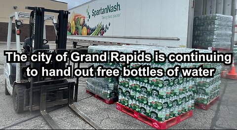 he city of Grand Rapids is continuing to hand out free bottles of water