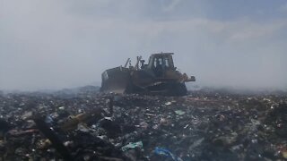SOUTH AFRICA - Durban - Msunduzi landfill site on fire (Videos) (EWW)