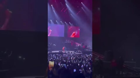 Moment Wizkid brought out Oxlade to Perform ‘KU LO SA’ live in Accor Arena 🇫🇷🦅