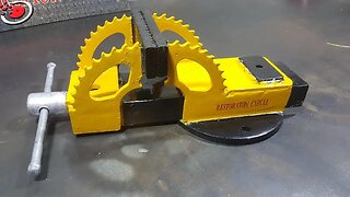 Making A Bench Vise From Old Sprocket | How To Make A Homemade Bench Vise