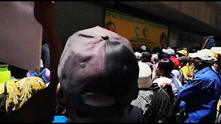 SOUTH AFRICA - Johannesburg - Ekurhuleni informal community marched to the ANC HQ (Video) (7ze)