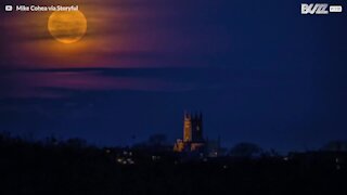 Spectaculaire vidéo en accéléré de la Super Lune de 2017