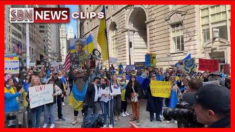 PRO-UKRAINE RALLY ATTENDEES CHEER FOR NAZI AZOV BATTALION IN NYC [#6204]