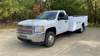 Chevrolet 3500 dually with crane body