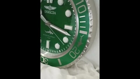 stainless steel pro diver 14 inch green face wall clock water resistant