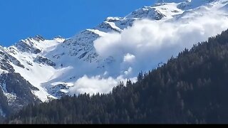 Avalanche in French Alps, Armancette glacier: 4 hikers killed, several injured