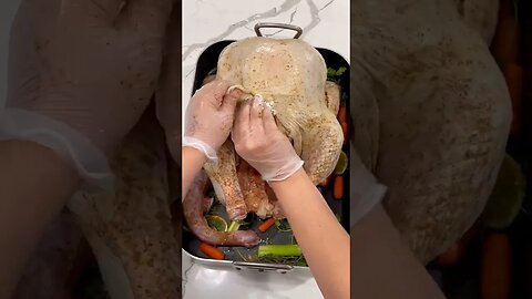 Turkey w/seasoning recipe 🦃🔥🔥🔥💯 #amazing #turkey #short #recipe