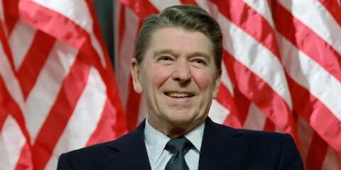 Ronald Reagan speaks out on Socialized Medicine