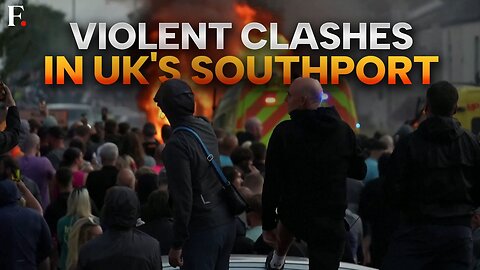 Violent Crowd Clashes with UK Police after Young Girls were Stabbed | N-Now ✅