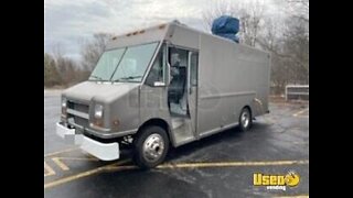 2005 - 22' Freightliner Diesel Step Van Food Truck with Pro-Fire Suppression System for Sale