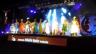 Comparsa LA BANTÚ en el escenario del Parque Rodó, Tacuarembó, Uruguay (22/02/2023)