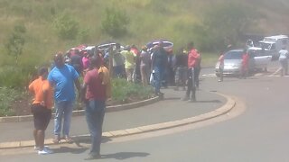 SOUTH AFRICA - Durban - Cornubia community protest (Videos) (bsn)