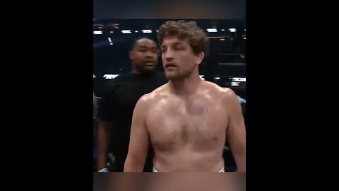 Michael Buffer introducing Ben “Ass-que” Askren for his fight against Jake Paul