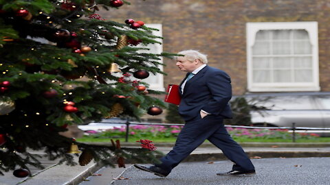 Boris threatens a Xmas lockdown unless you do what he says!