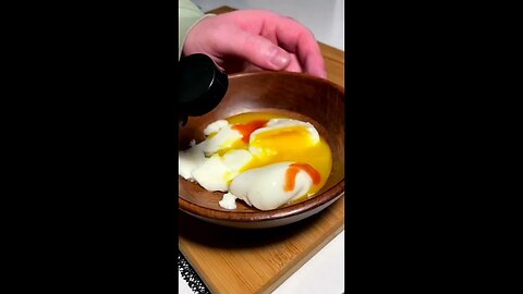 6 Minute Soft Boiled Eggs #shorts