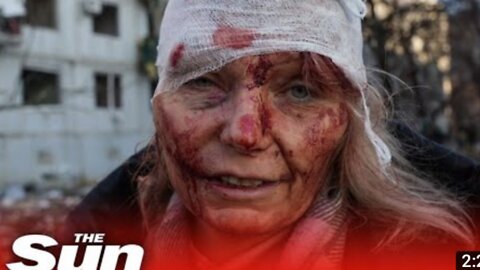Civilians covered in blood as Russia bombs apartment in Ukraine