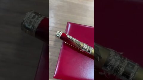 Absolutely insane 3’500$ Fountain Pen made by S.T. Dupont.
