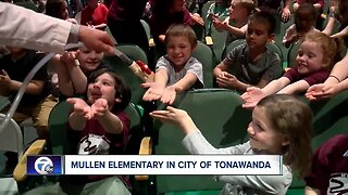 Andy Parker's Weather Machine visits Mullen Elementary