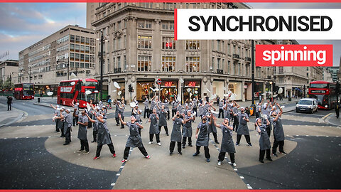 54 pizza chefs bring Oxford Street to a standstill with synchronised 'pizza flare'