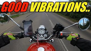 Will The Exhaust stay on the Royal Enfield Classic 500 | Moto Vlog