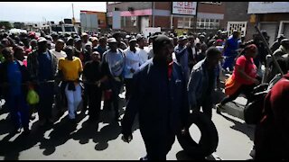 SOUTH AFRICA - Johannesburg - Alexandra residents march to Sandton (videos) (fQg)