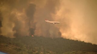 Stagecoach fire continues to burn in Kern County