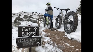 Fat biking desert singletrack