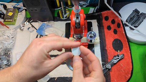 VEVOR Button Maker Machine, 25mm (1 inch) Badge Punch Press Kit, Children DIY Gifts Pin Maker