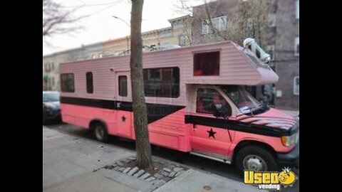 Ford Four Winds Hair Salon Truck with Bathroom and Kitchen for Sale in South Carolina