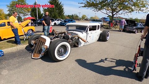 QUAKER STEAK AND LUBE CAR SHOW