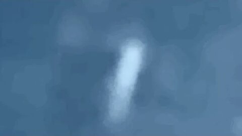 Northern UFO Curving in and out Flyby #2