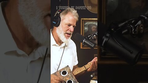 How to play a three string cigar box guitar with Del Puckett