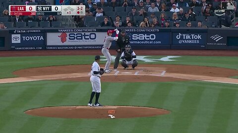 MLB@Judge leaps at the wall to rob Ohtani of a home run #mlb #majorleaguebaseball #highlights