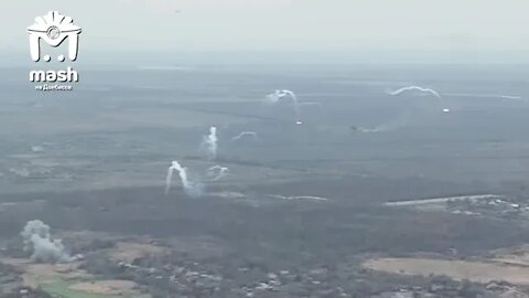 Russian airstrikes in the Maryinka area