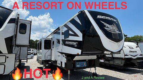 2024 Jayco Seismic 395