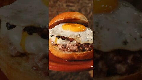 How to Make a CARBONARA SMASHBURGER