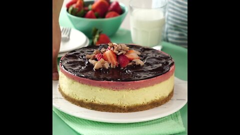 Chocolate Strawberry Cheesecake