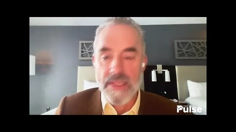Jordan Peterson: "I Was Told To Pull My Money Out of Canadian Banks" Quickly