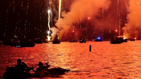 'Lights on the Lake' Tahoe Fireworks show (Flashback to 2017)