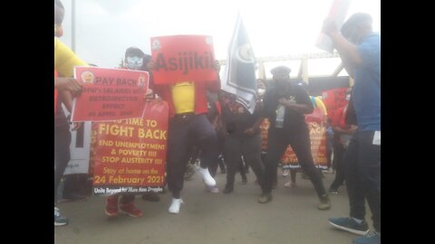 Federation of Trade Unions (Saftu) picket outside the Chris Hani Baragwanath Hospital