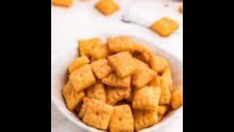 Keto Cheese Crackers