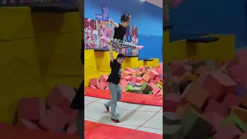 Trampoline Fun Park 😂 New funniest comdey moments in Jump Arena #shorts #poseitv