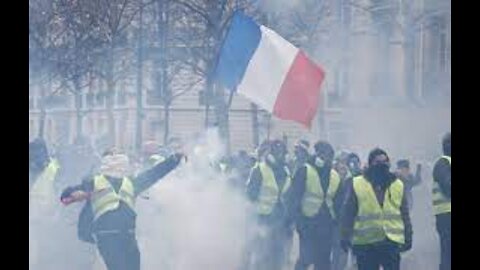 Vive la Révolution! Majority of French Agree France Is Heading Towards ‘Civil War’