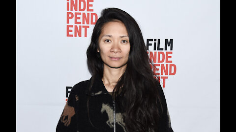 Chloé Zhao makes history at Palm Springs International Film Awards