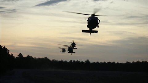 U.S. Army Paratroopers Conduct Air Assault Training