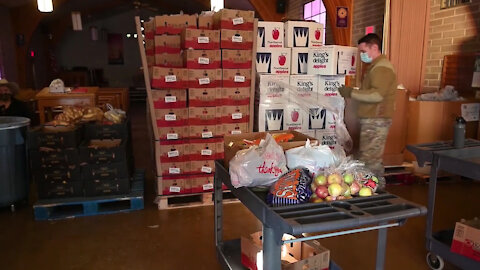 Arizona National Guard continues to support local food banks