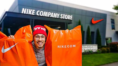 Last Minute Christmas Shopping At Nike Employee Store 40% OFF HAUL